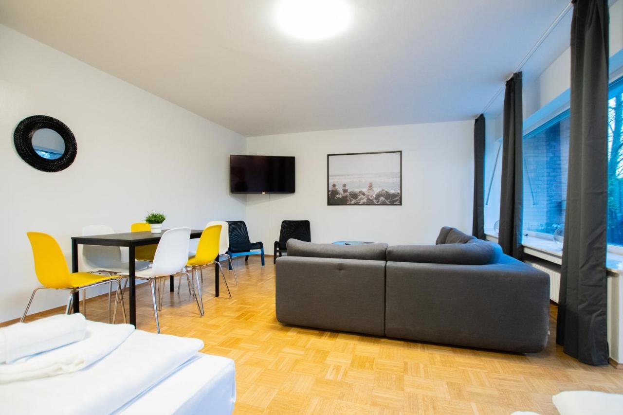 מירבוש Raj Living - 1 , 3 And 4 Room Apartments - 20 Min Messe Dus & Airport Dus מראה חיצוני תמונה