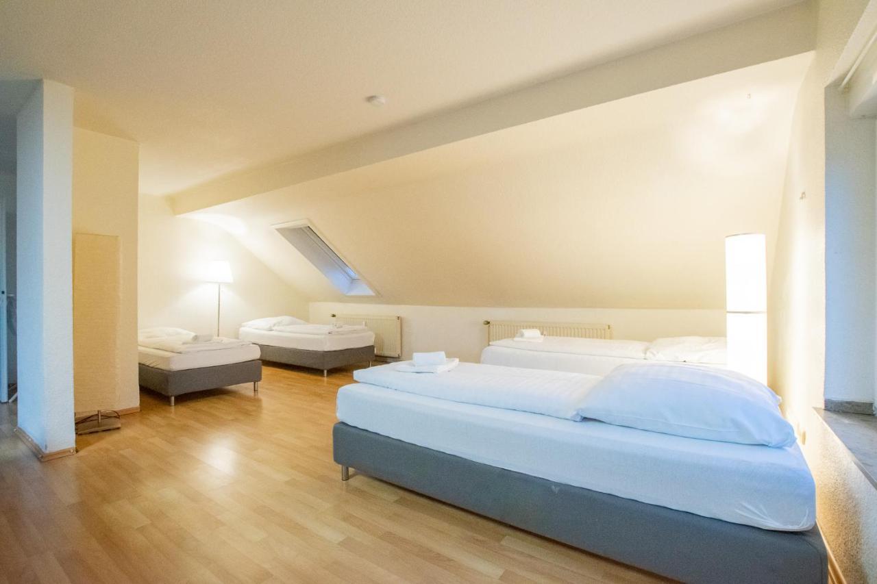 מירבוש Raj Living - 1 , 3 And 4 Room Apartments - 20 Min Messe Dus & Airport Dus מראה חיצוני תמונה