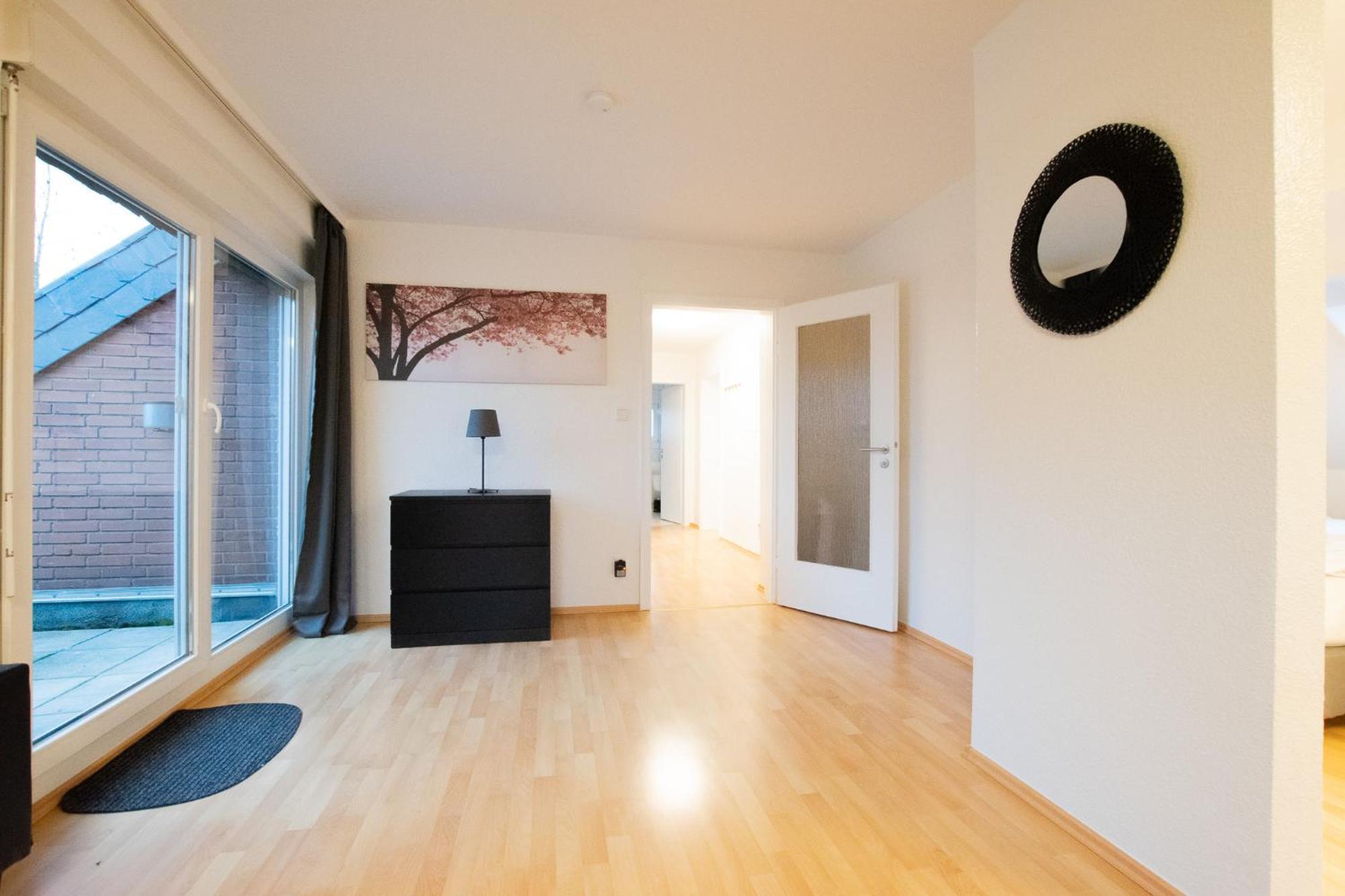 מירבוש Raj Living - 1 , 3 And 4 Room Apartments - 20 Min Messe Dus & Airport Dus מראה חיצוני תמונה
